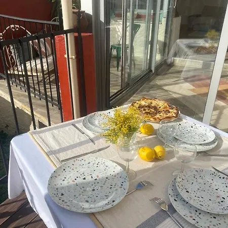 Сasa de vacaciones Maison Plein Sud Sur Les Toits Au 2 Terrasses *