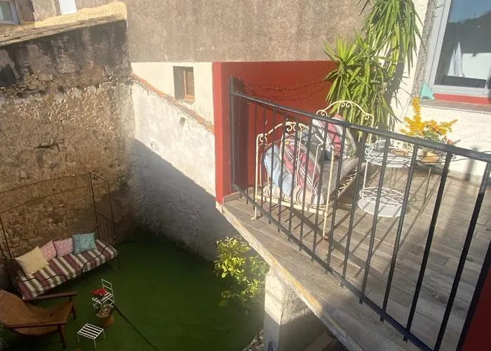 Maison Plein Sud Sur Les Toits Au 2 Terrasses Дом отдыха *